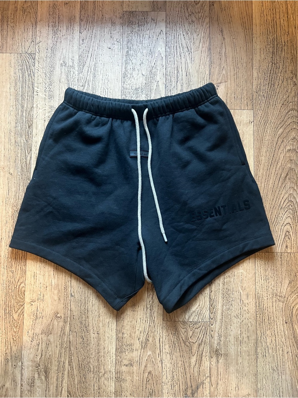 Essentials Fear of God Men's Large Sweat Shorts Black Drawstring Logo Pockets